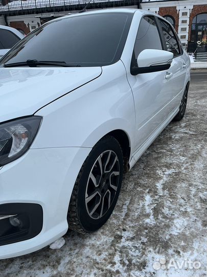 LADA Granta 1.6 МТ, 2023, 25 250 км