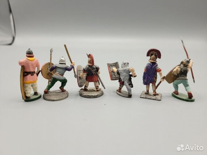 Солдаты набор 6 шт металл роспись Рыцари Киндер
