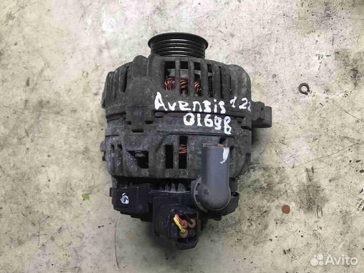 Генератор Toyota Avensis