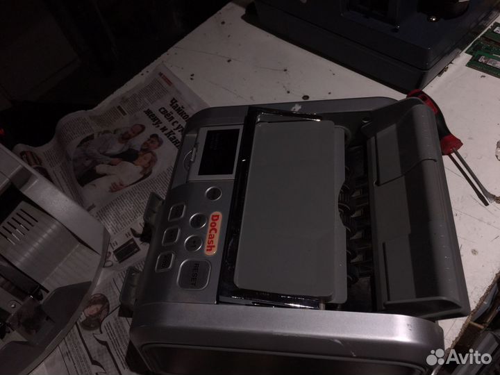 Счетчик банкнот DoCash 3050 SD / UV