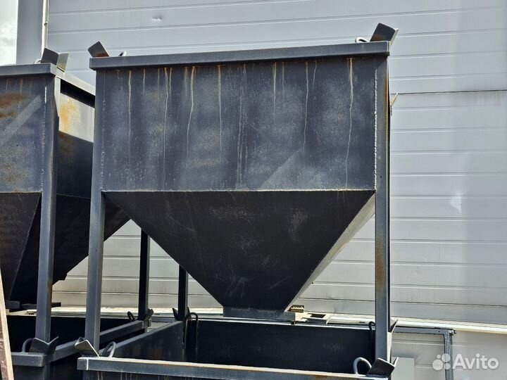 Бункер металлический