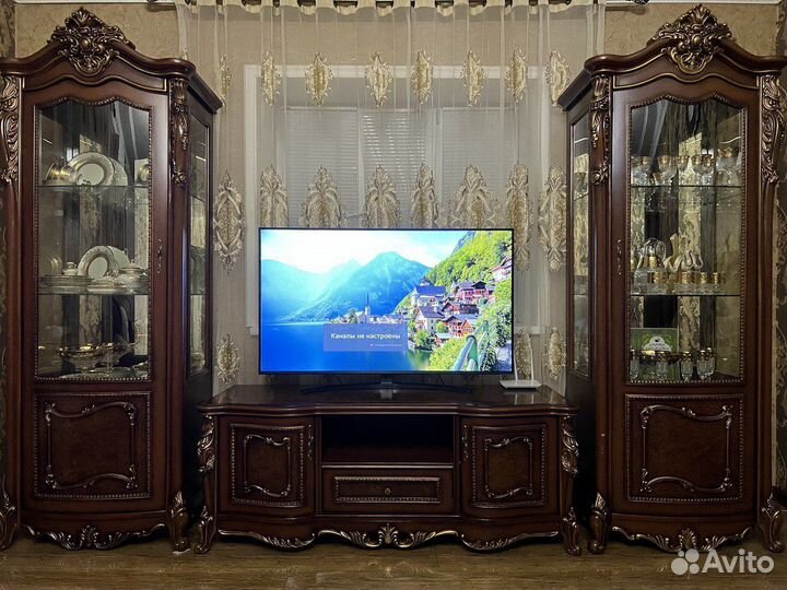 Мебель витрина бу