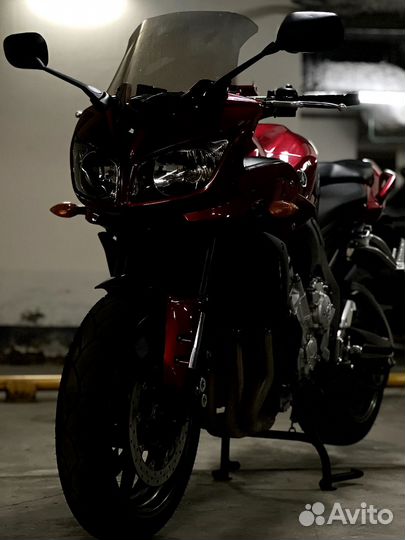 Yamaha FZ1