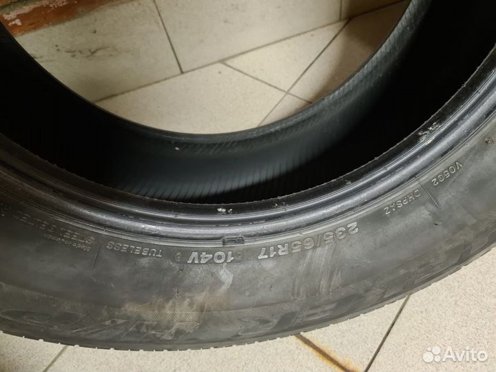 Bridgestone Dueler H/P Sport 235/65 R17 104V