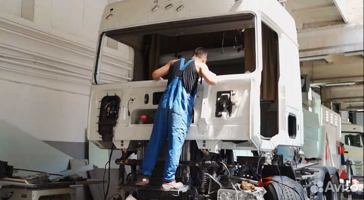 Автослесарь по сборке/разборке кузова автомобиля