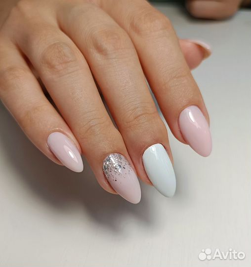 Маникюр/педикюр