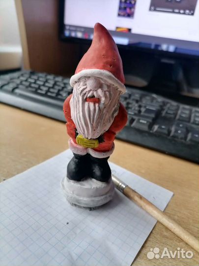 Новогодние фигурки, гномы и коты