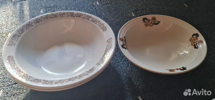 Столовая посуда тарелки блюдца кружки