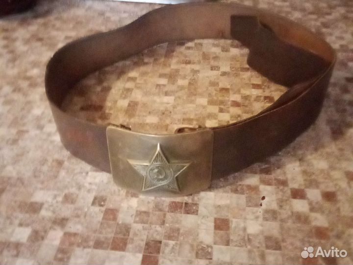 Мужской кожаный ремень армейский