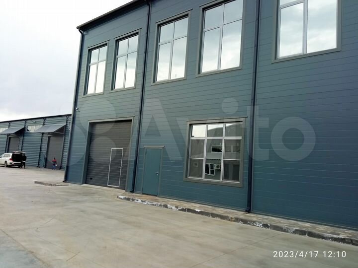 Склад с отоплением, 216 м² + офис 32 м²