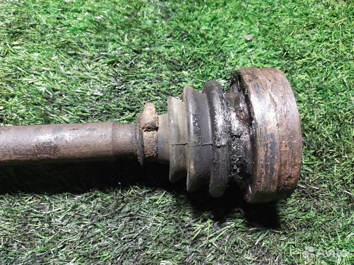 Полуось левая/правая задняя Opel Omega B