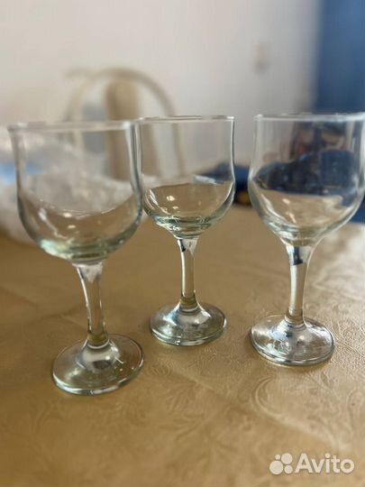 Бокалы фужеры стаканы