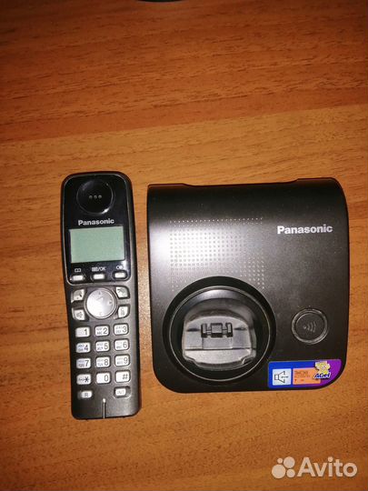 Стационарный телефон Panasonik kx-tg7205ru