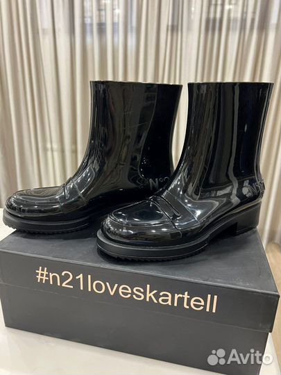 Резиновые сапоги