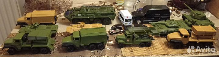 Коллекционные машинки военная техника