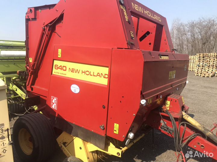 Пресс-подборщик New Holland Пресс-подборщик рулонный BR, 2003