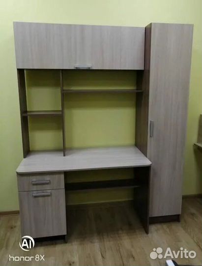 Стол компьютерный №7