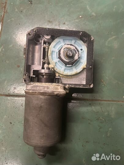 Мотор стеклоочистителя audi TT