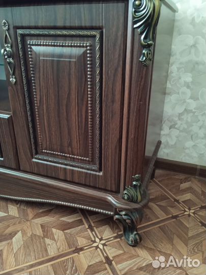 Тумба под телевизор