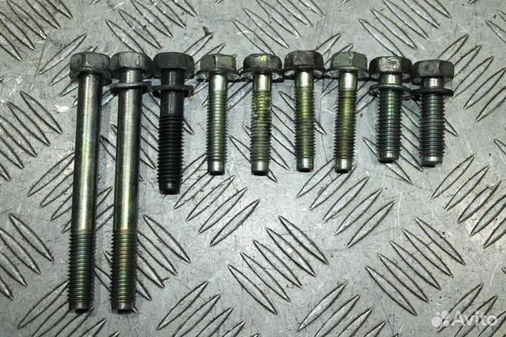 Болты кпп вариатора Nissan Teana J32 VQ35DE 3,5л