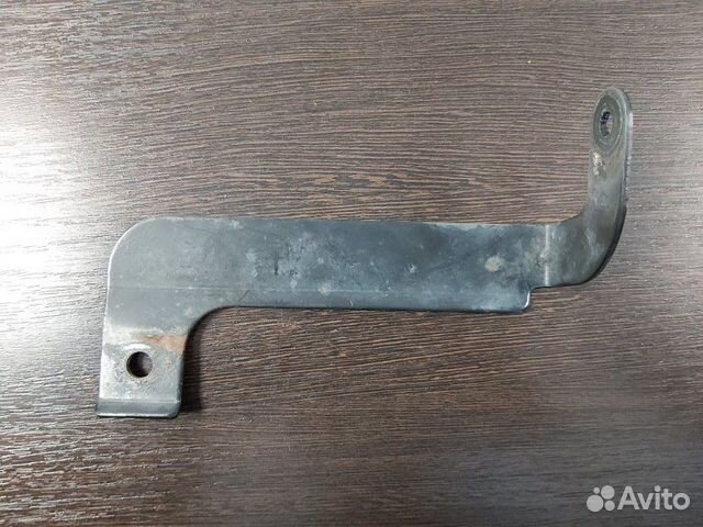 Кронштейн Volkswagen Touareg 1 2.5D 2008