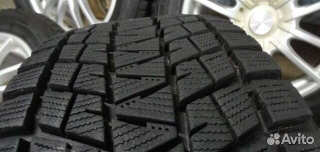 Bridgestone Blizzak DM-V2 225/65 R17 99J