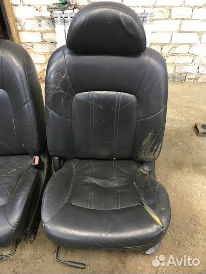 Сиденья комплект Hyundai Sonata IV (EF)