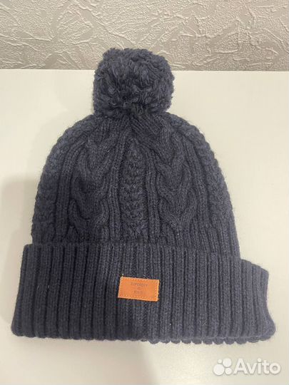 Шапка мужская Superdry с помпоном