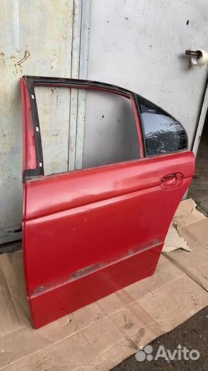 Задняя дверь левая bmw e39