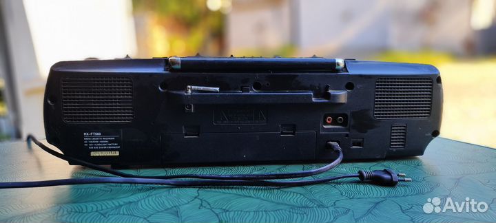 Кассетный магнитофон