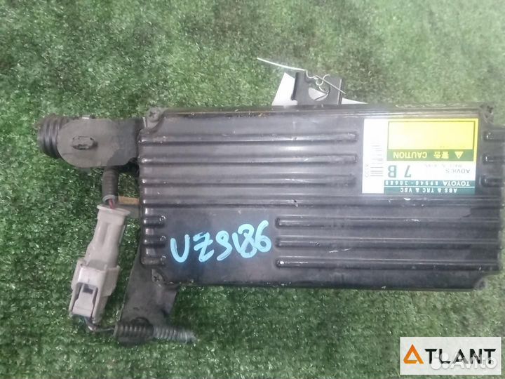 Блок abs toyota crown majesta