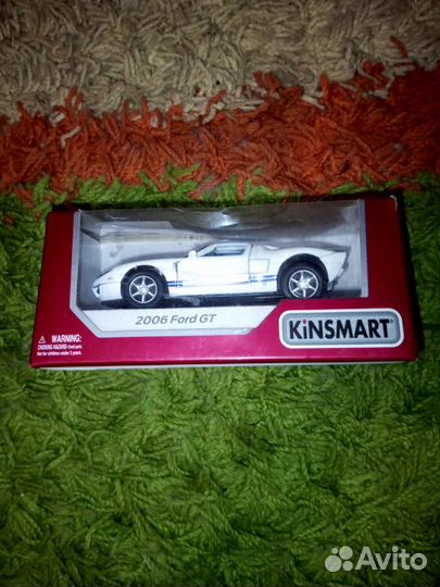 Коллекционная машинка ford GT