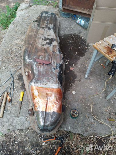 Бензобак pajero 4 оригинал б/у