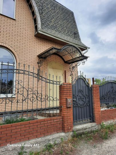 Дом 280 м² на участке 6 сот.