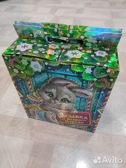 Коробка для подарка