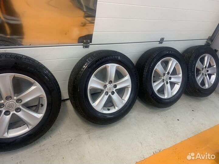 Летние колесаR17 toyota