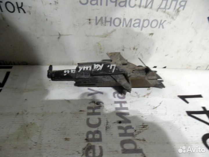 Форсункa омывателя фар Qashqai L с дефектом б\у