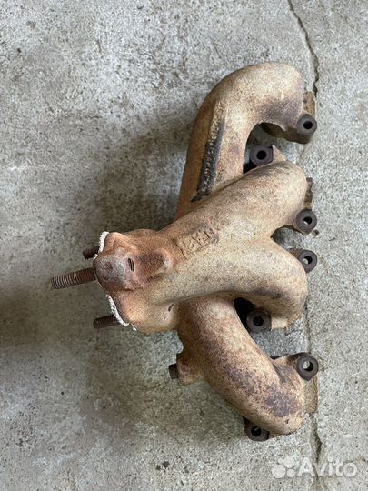 Коллектор выпускной змз 406