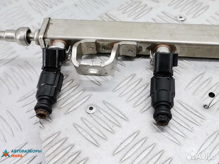 Форсунка Ford Focus 2 рест. 2009 1149958