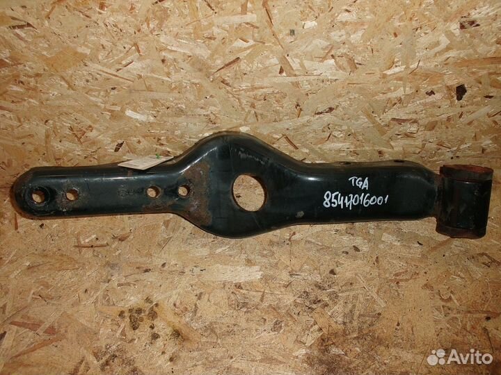 Кронштейн заднего амортизатора кабины MAN