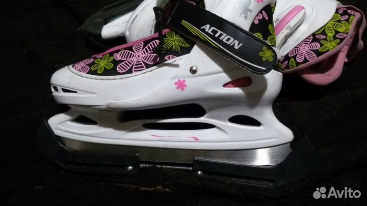 Коньки подростковые