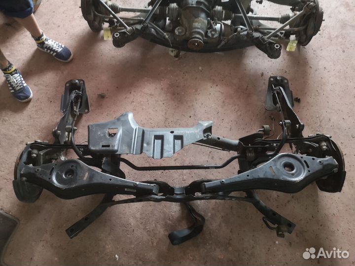 Балка подвески задняя Volkswagen Golf 1KZ CAX