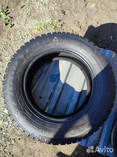 Зимние колеса r15 Goodyear