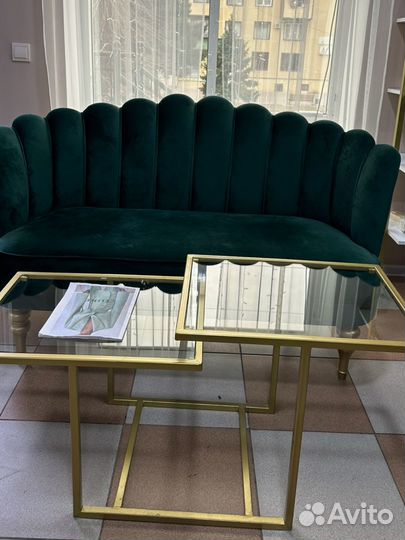 Продается стол