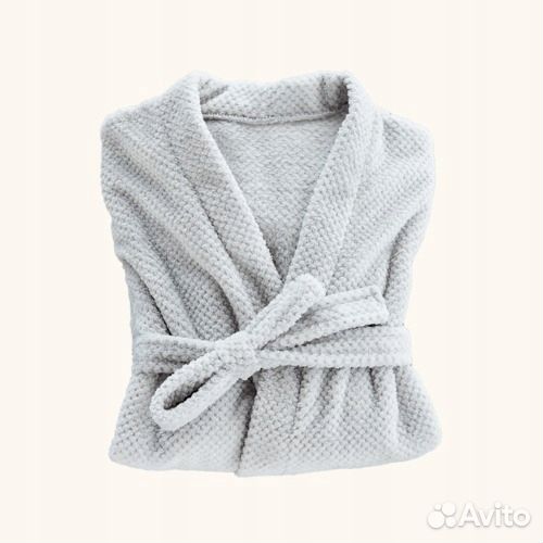 Халат,шарф с брошью,полотенце все новое