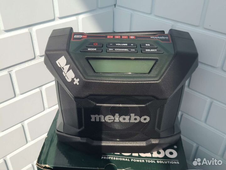 Радиоприемник Metabo R 12-18 DAB+ BT 600778850