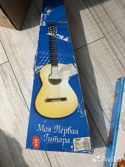 Детская гитара