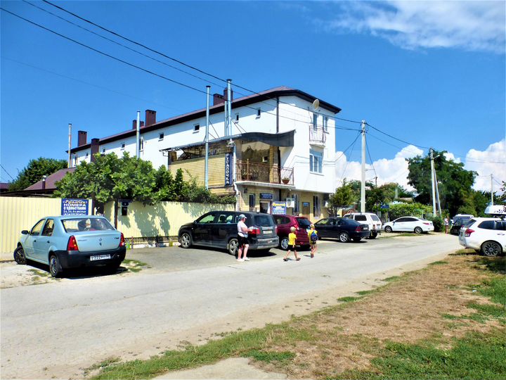 Гостиница, 400 м²