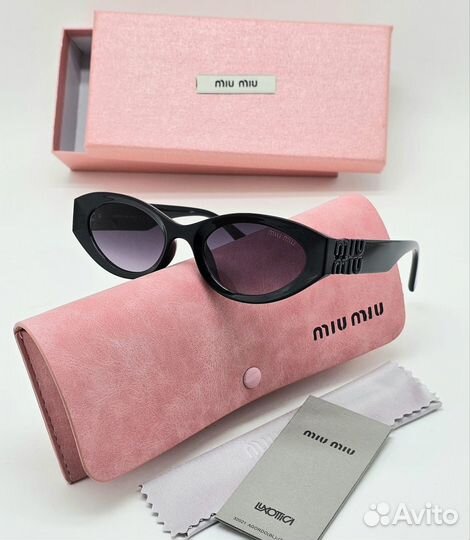 Солнцезащитные очки miu miu