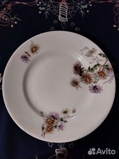 Тарелка мелкая старинная СССР (20-40гг.)